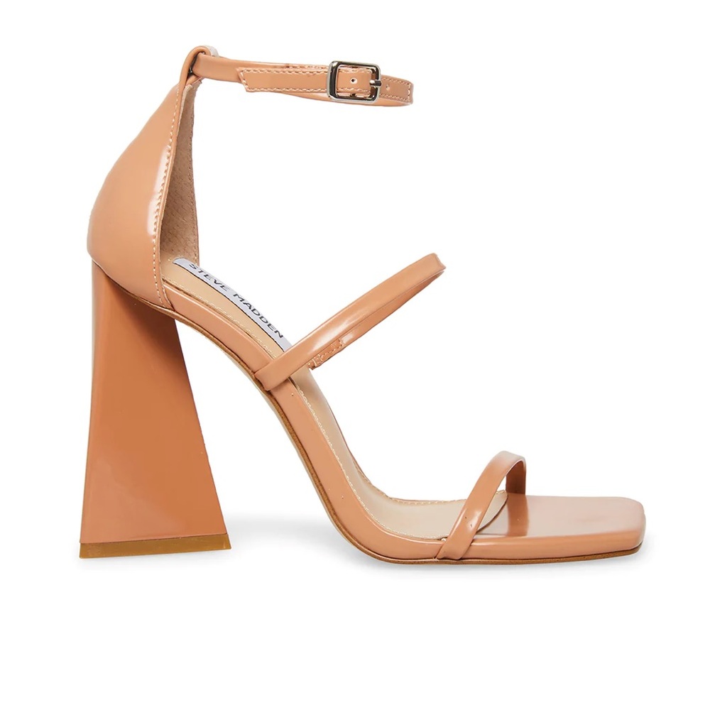 Steve Madden blush tan sandal heels size: 8.5.